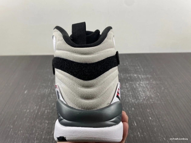 Jordan Bugs (2013) Bunny 8 305381-103 Retro Air 0721
